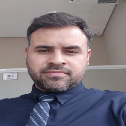 André de Queiroz Silva